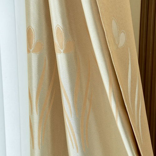 高档提花遮光窗帘 家居装饰与功能性的完美结合